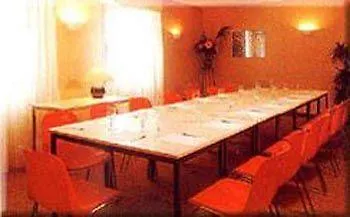 Logis L'auzeraie Hotel 2*