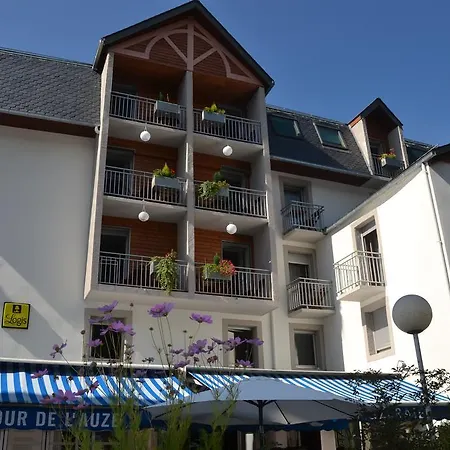 Logis L'auzeraie Hotel 2*